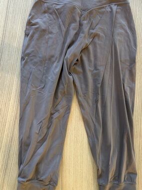 Lululemon Women’s Athletic Jogger Pants